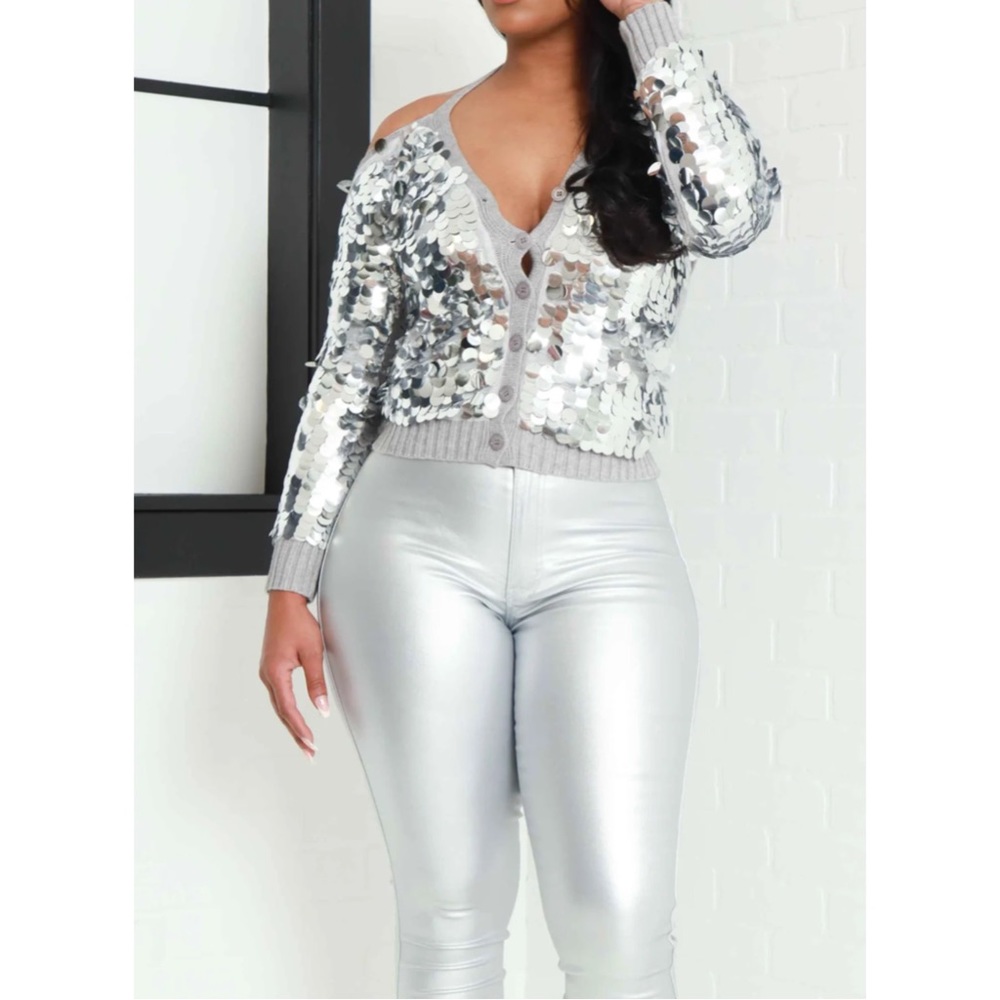 HERA COLLECTION ~Off-shoulder Cardigan (NWT)